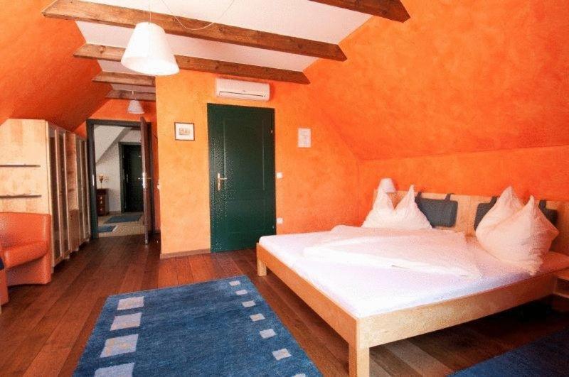 Hotel Garni Winzerhof Hoedl Wagna 객실 사진
